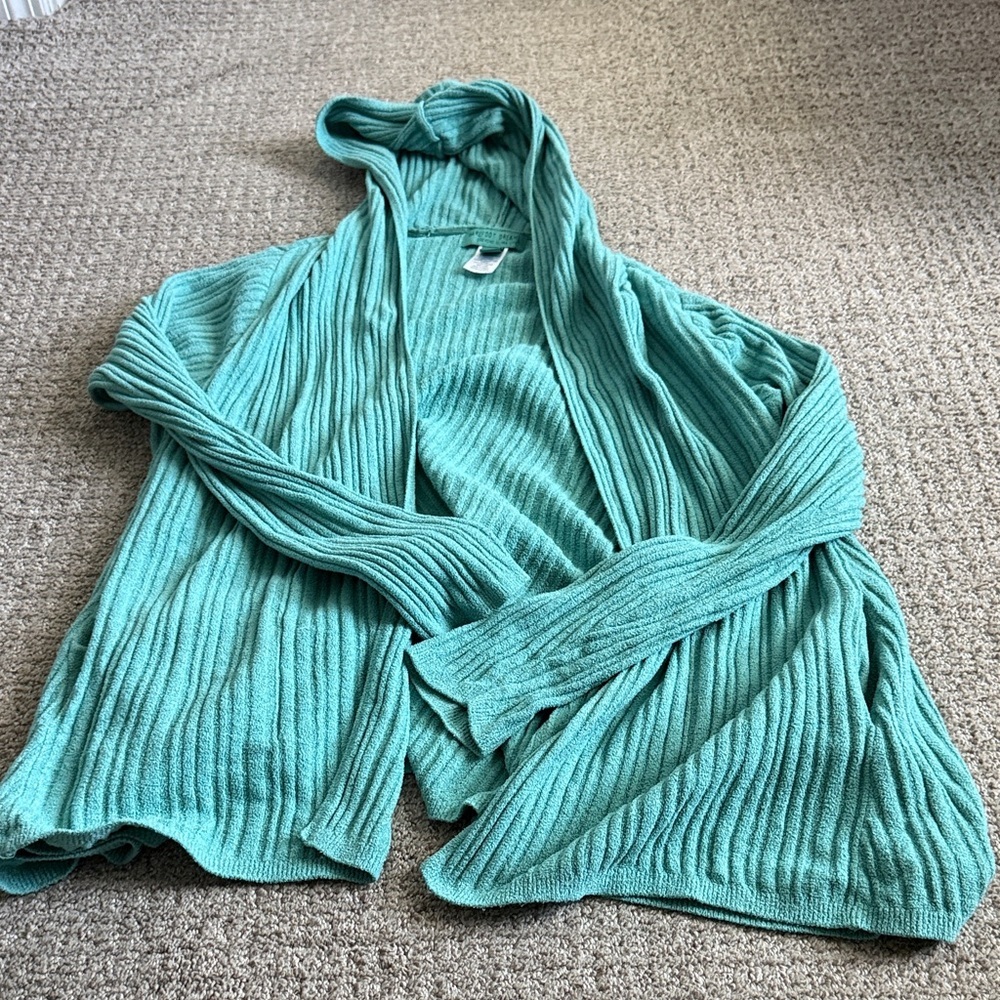 Barefoot Dreams Ribbed Cozychic Ultra Lite hooded cardigan